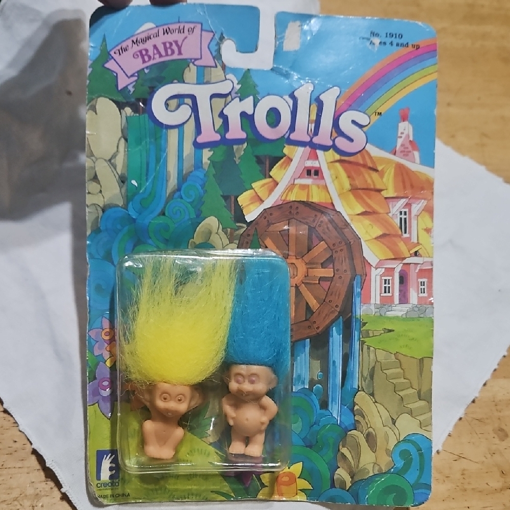1992 The Magical World of Baby Trolls  Yellow And Blue Hair Trolls